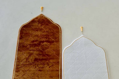 The Plush Prayer Mat - Royal Gold