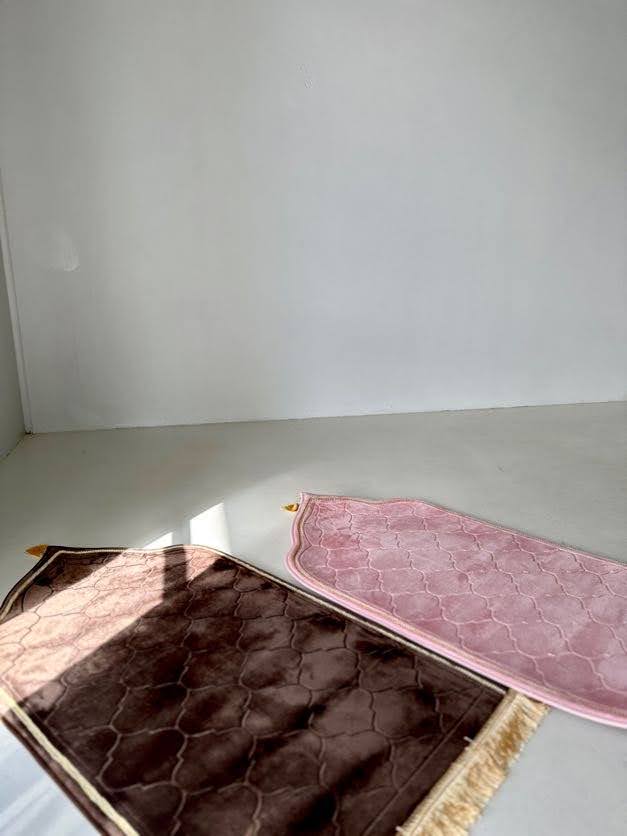 The Plush Prayer Mat - Rose Blush