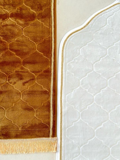 The Plush Prayer Mat - Royal Gold