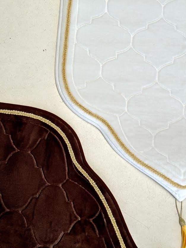 The Plush Prayer Mat - Hazel Mocha