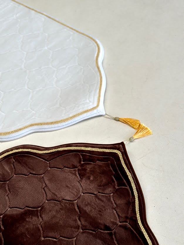 The Plush Prayer Mat - Hazel Mocha