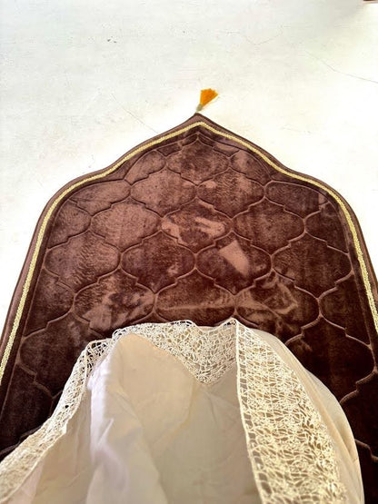 The Plush Prayer Mat - Hazel Mocha